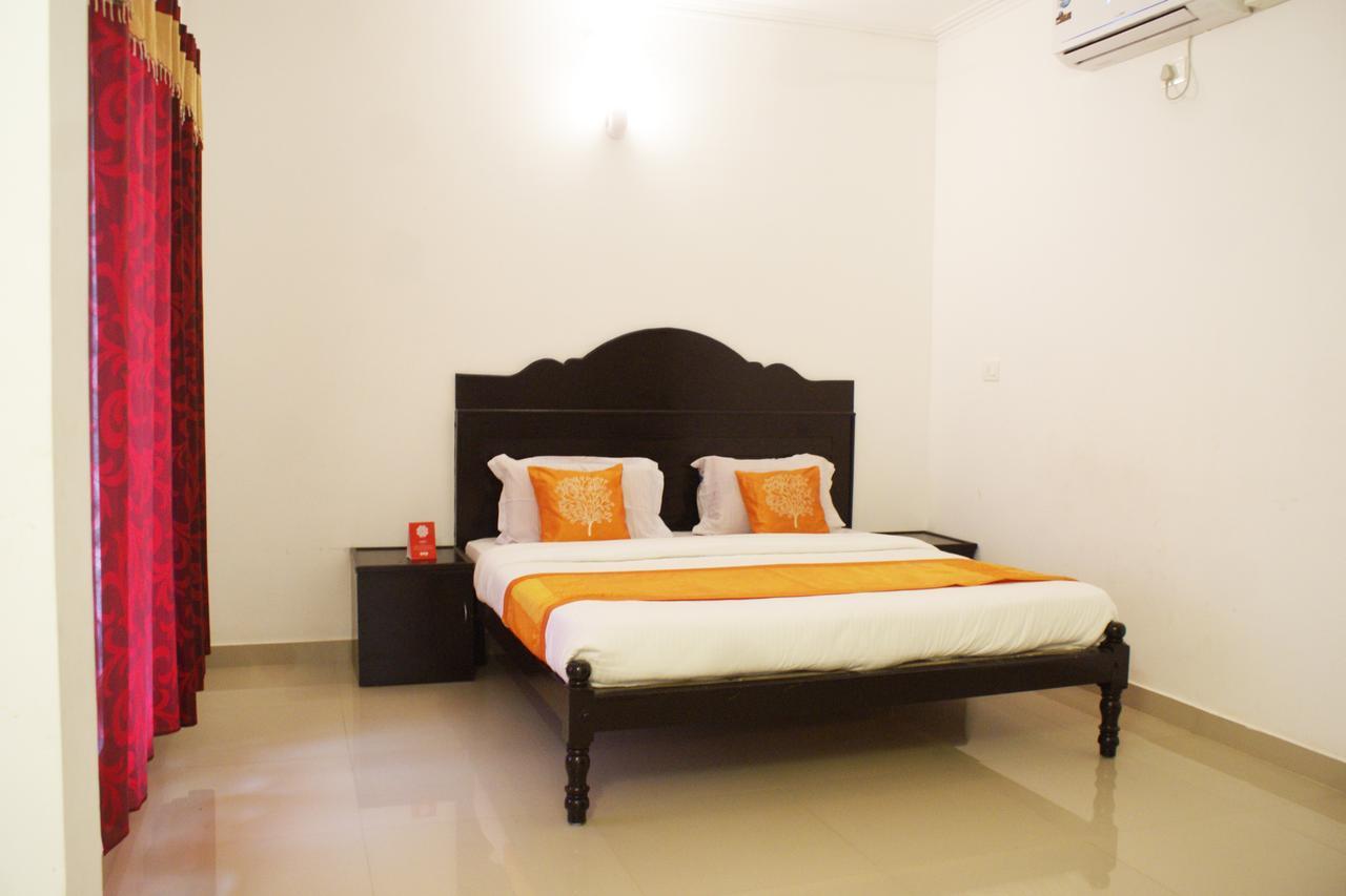 Oyo 4867 Royal Homes Alappuzha Exterior foto